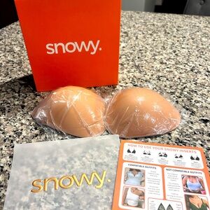 NIB Snowy Inserts for Instant Breast Lift